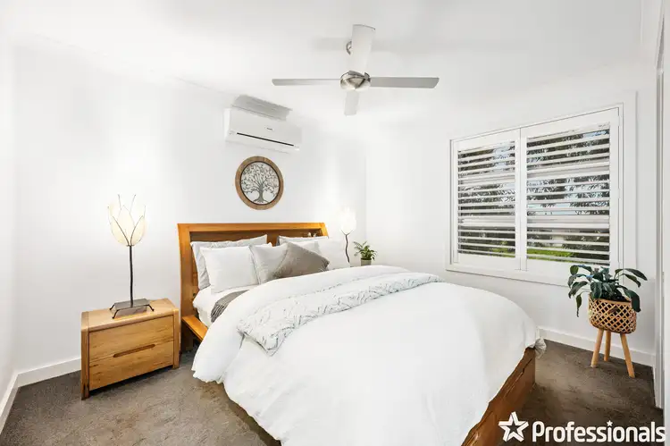 Sixth view of Homely house listing, 2/10 Domain Drive, Hillside VIC 3037