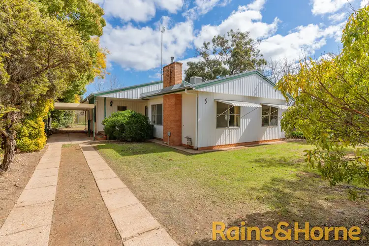 5 Jubilee Street, Dubbo NSW 2830