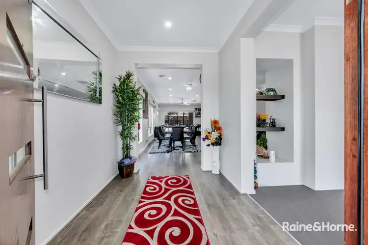 Second view of Homely house listing, 7 Spencer Circuit, Cranbourne East VIC 3977