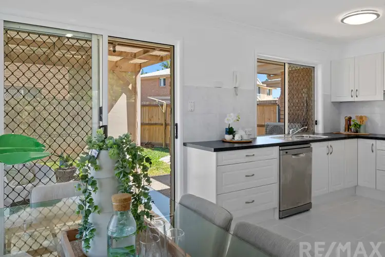 Second view of Homely villa listing, 4/27 Camille Crescent, Wynnum West QLD 4178