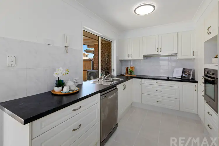 Third view of Homely villa listing, 4/27 Camille Crescent, Wynnum West QLD 4178