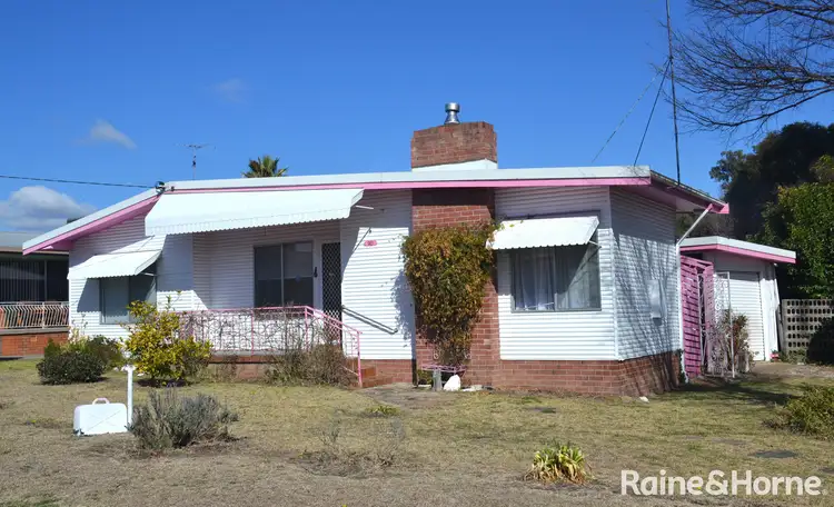 90 Rose Street, Inverell NSW 2360