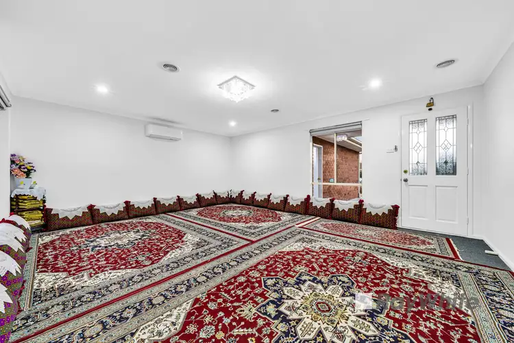 Second view of Homely house listing, 6 Castella Place, Hampton Park VIC 3976