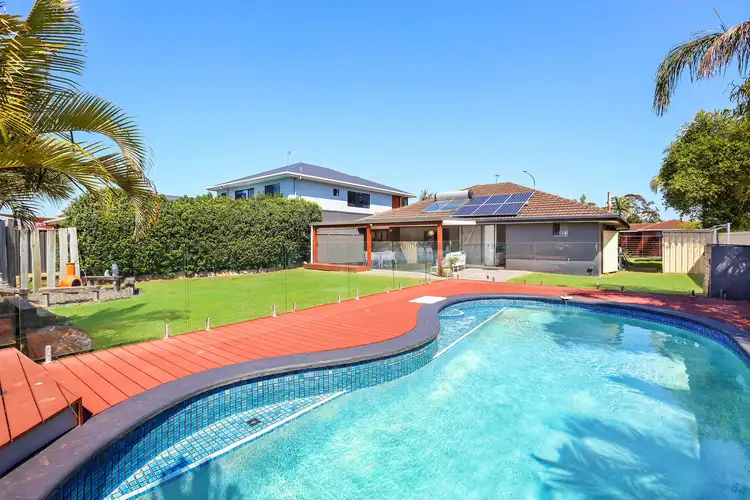 294 Rio Vista Boulevard, Mermaid Waters QLD 4218