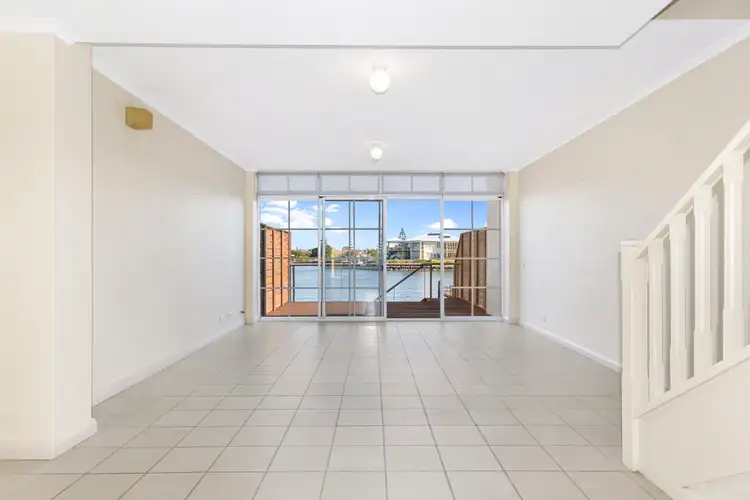Sixth view of Homely villa listing, 3/65 Spinnaker Boulevard, Geographe WA 6280