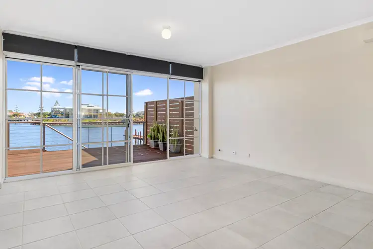 Sixth view of Homely villa listing, 4/65 Spinnaker Boulevard, Geographe WA 6280