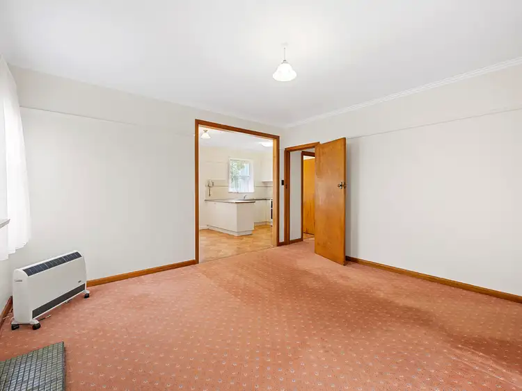 Fifth view of Homely house listing, 8 Dannock Street, Leongatha VIC 3953