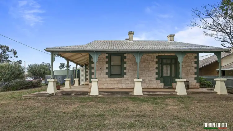 37 Ballantyne Street, Wudinna SA 5652