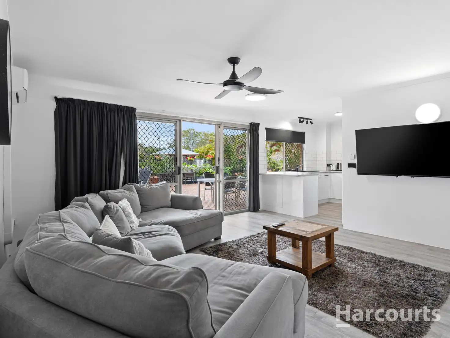 Main view of Homely unit listing, 4/383 Esplanade, Torquay QLD 4655