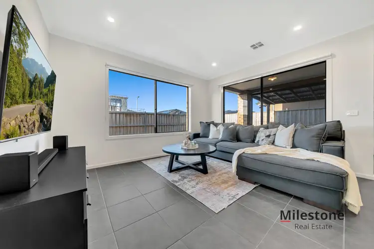 Second view of Homely house listing, 18 Clamoroso Drive, Clyde North VIC 3978