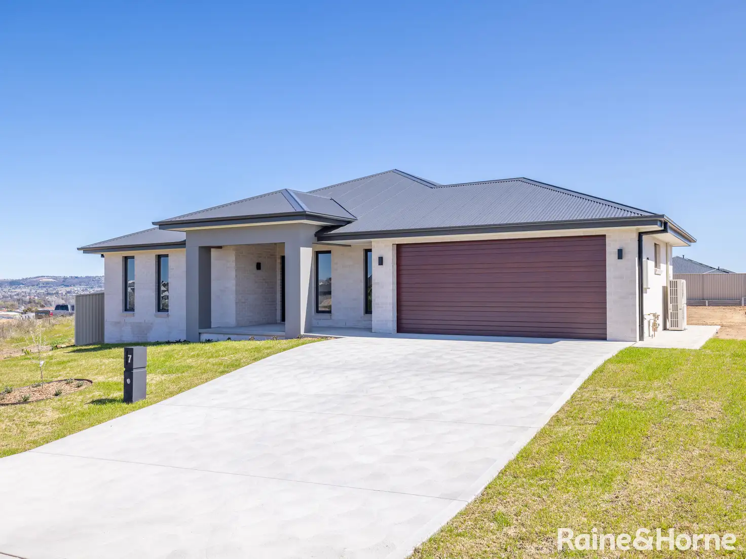 Main view of Homely house listing, 7 Bradbury Drive, Kelso NSW 2795