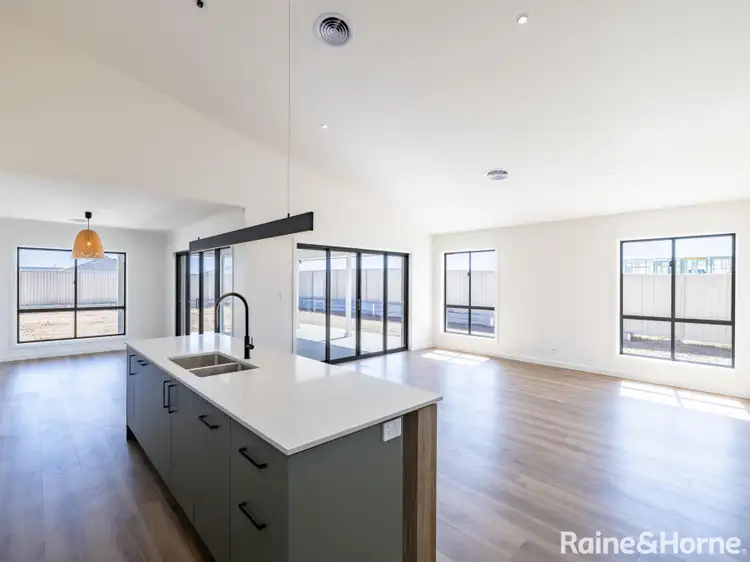 Fourth view of Homely house listing, 7 Bradbury Drive, Kelso NSW 2795