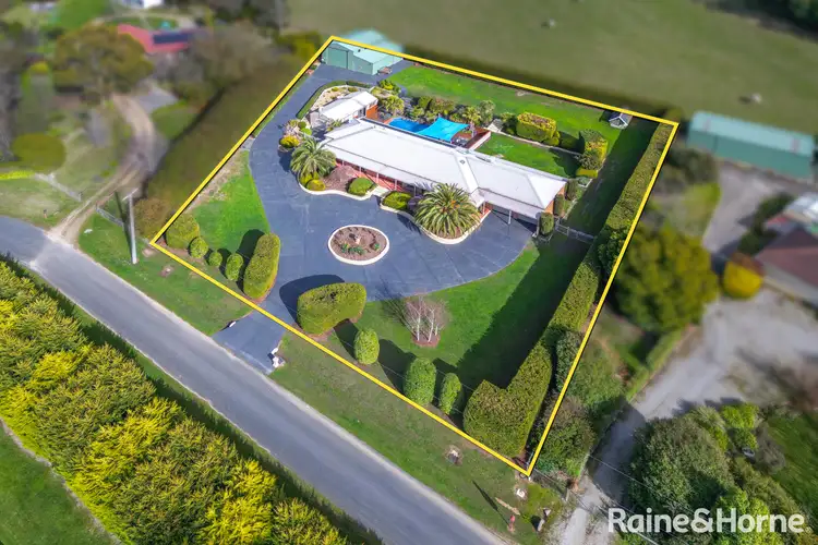 21 The Willows, Gisborne VIC 3437