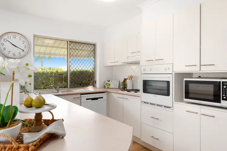 Sixth view of Homely villa listing, 1/128 Meadowlands Road, Carina QLD 4152
