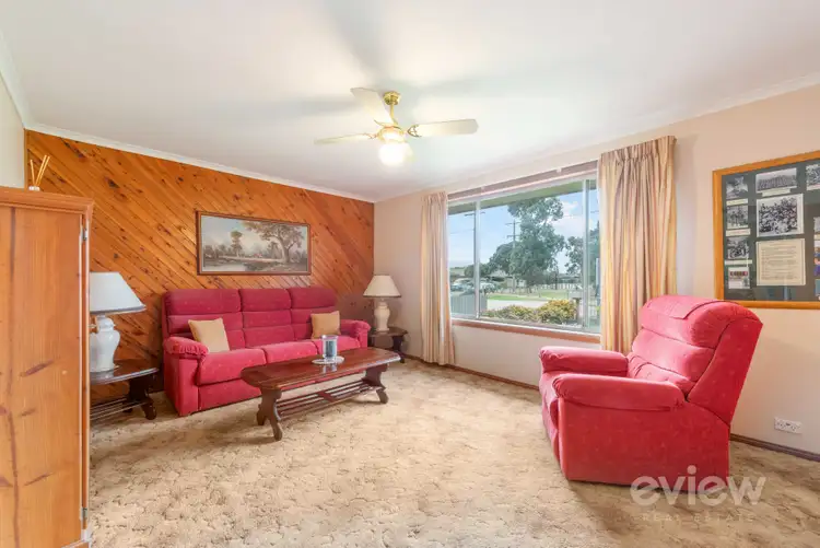 Fifth view of Homely house listing, 49 Oriole Drive, Werribee VIC 3030