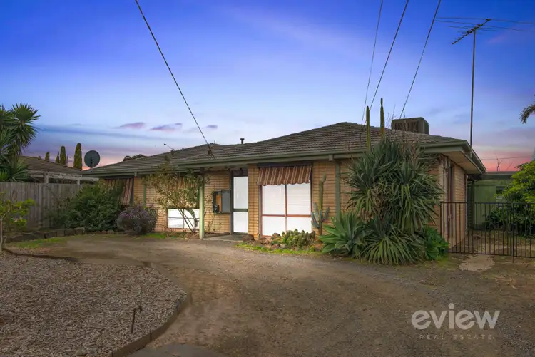 Second view of Homely house listing, 11 Cormorant Crescent, Werribee VIC 3030