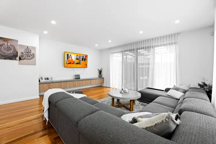 Fifth view of Homely house listing, 2/37 Belair Avenue, Glenroy VIC 3046