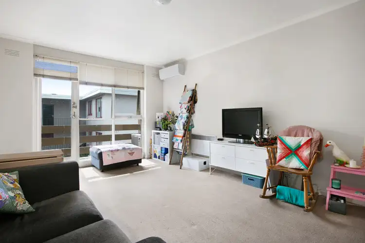 Second view of Homely apartment listing, 5/203 Station Street, Fairfield VIC 3078