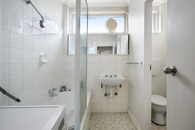 Sixth view of Homely apartment listing, 5/203 Station Street, Fairfield VIC 3078