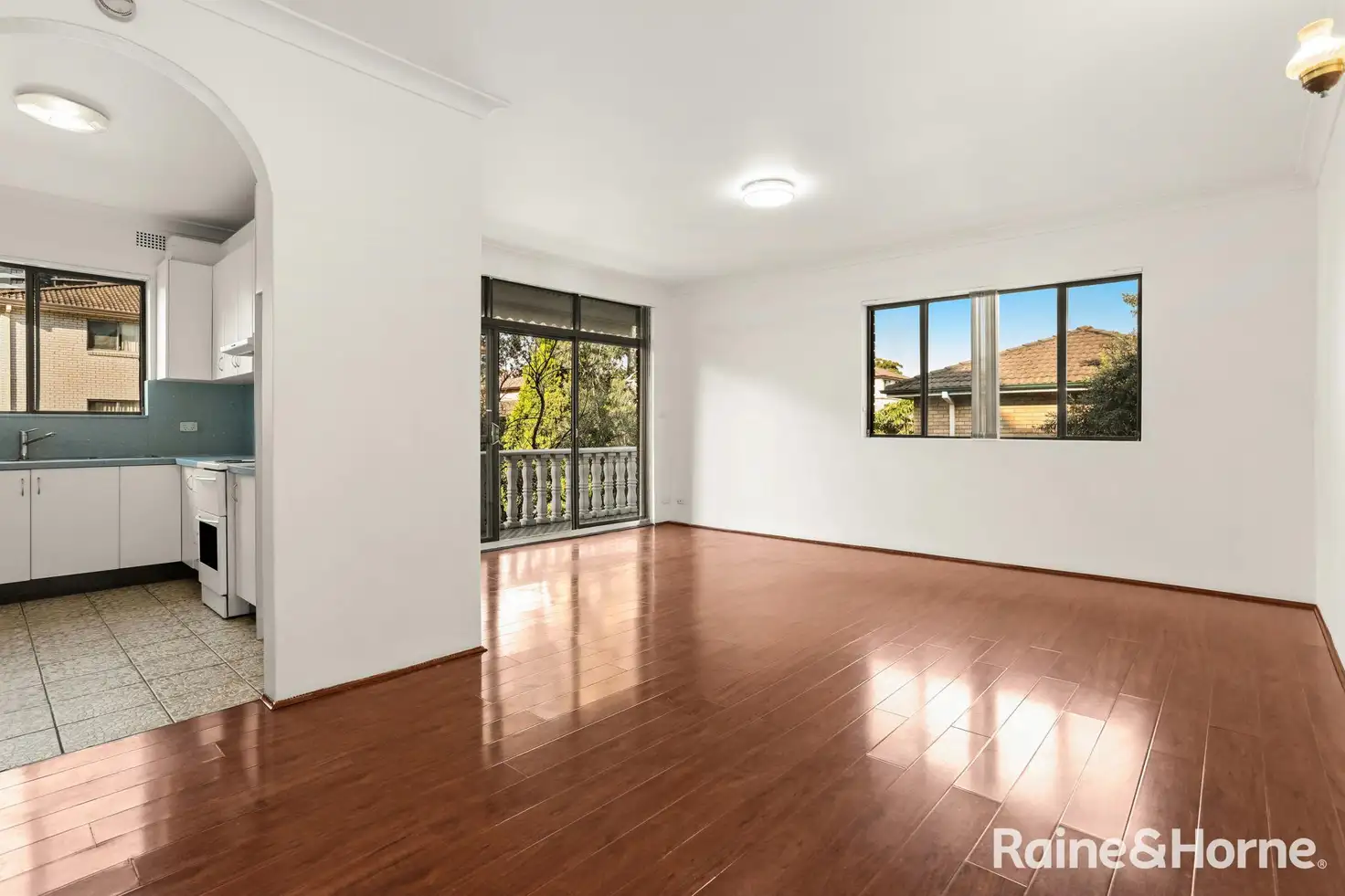 Main view of Homely unit listing, 5/14-16 Bellevue Parade, Hurstville NSW 2220