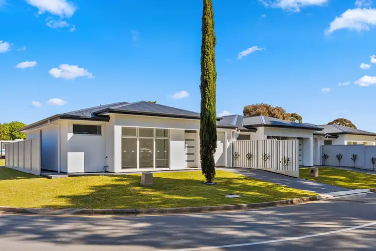 11 Linda Street, Happy Valley SA 5159