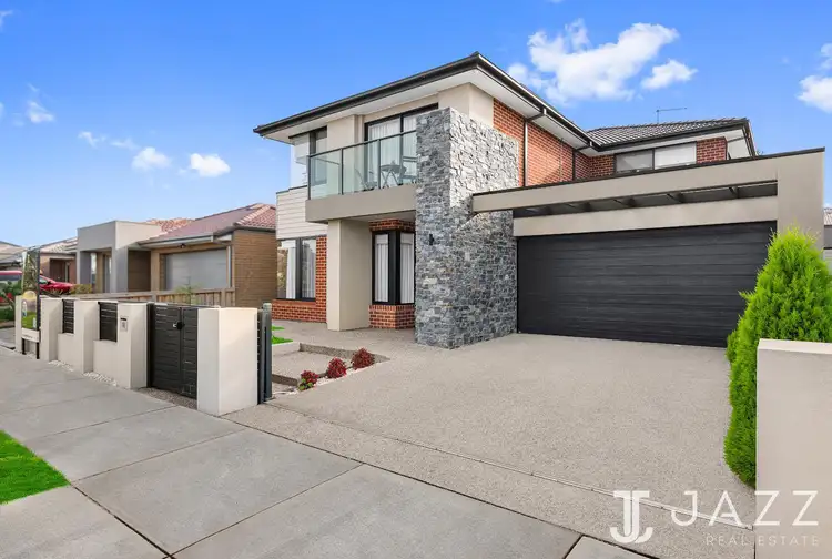 Second view of Homely house listing, 10 Winjeel Avenue, Point Cook VIC 3030