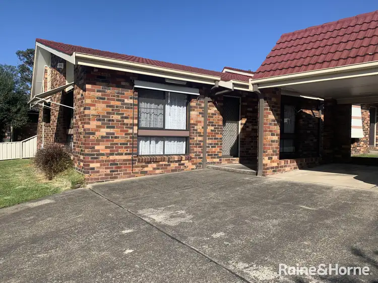 1/2 Campbell Place, Nowra NSW 2541