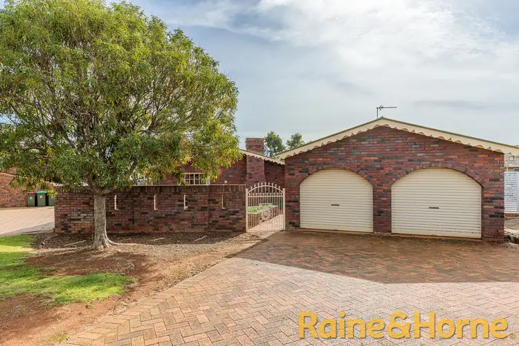 13 Balmoral Place, Dubbo NSW 2830