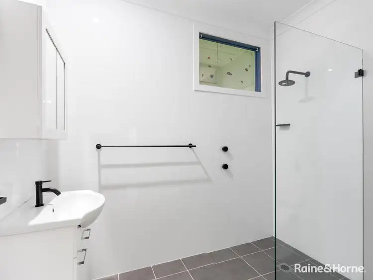 Sixth view of Homely house listing, 2A Lynnette Crescent, East Gosford NSW 2250