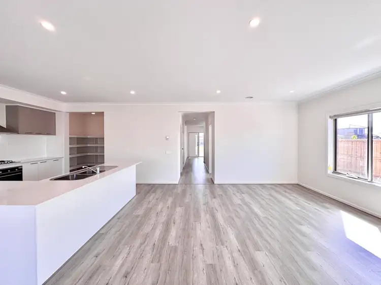 Fifth view of Homely house listing, 4b3b2c/48 Hirata Boulevard, Wyndham Vale VIC 3024