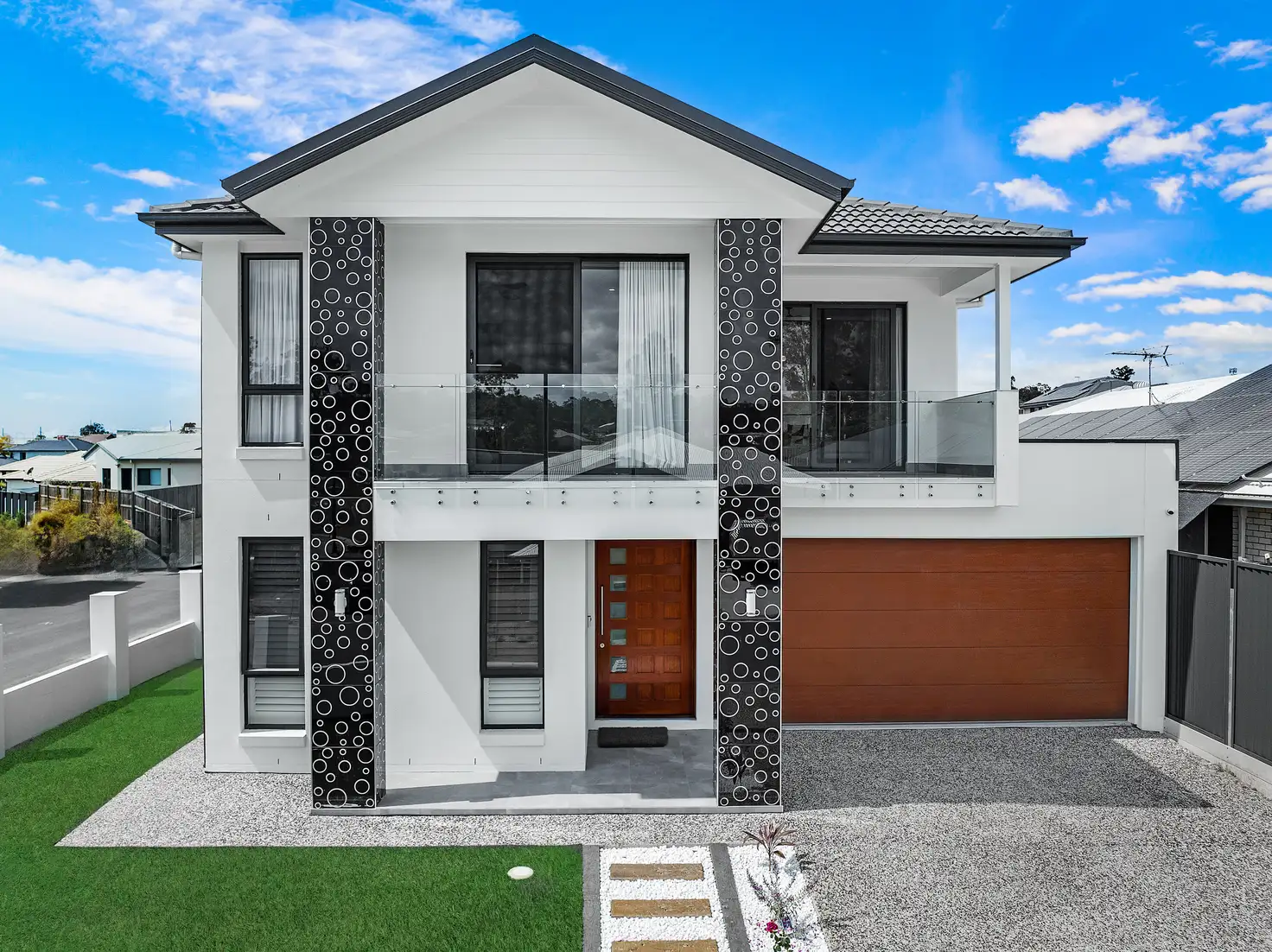 Main view of Homely house listing, 2 Mounthill Street, Hillcrest QLD 4118