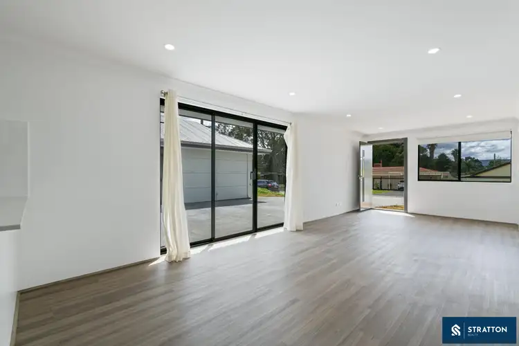 Sixth view of Homely house listing, 1&2/51 Lantana Way, Camillo WA 6111