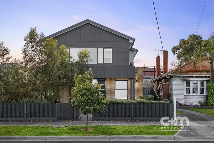 2/18 Tudor Street, Glenroy VIC 3046