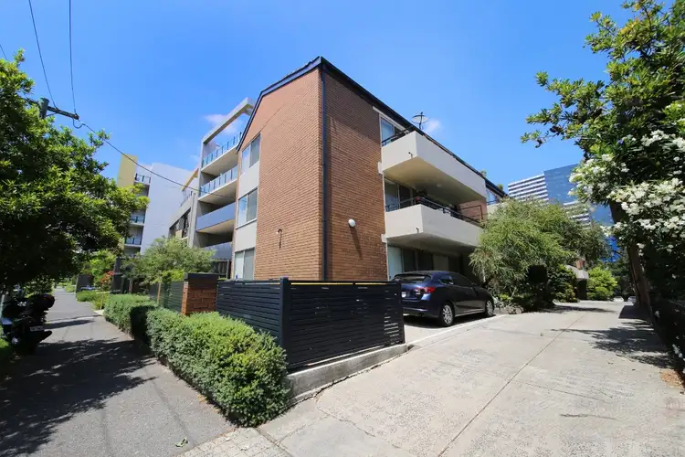 8/117 Manningham Street, Parkville VIC 3052