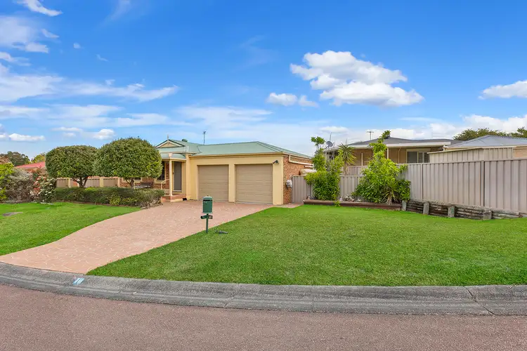 Second view of Homely house listing, 10 Franklin Drive, Lake Munmorah NSW 2259