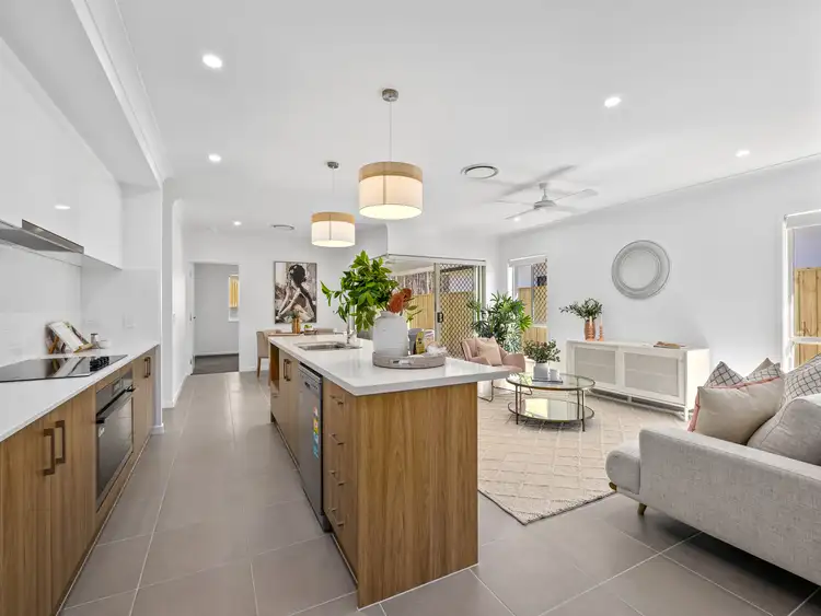 Second view of Homely house listing, 135 Ashwood Circuit, Chambers Flat QLD 4133