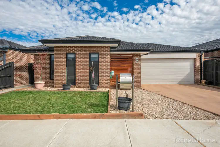5 Mandurah Crescent, Harkness VIC 3337