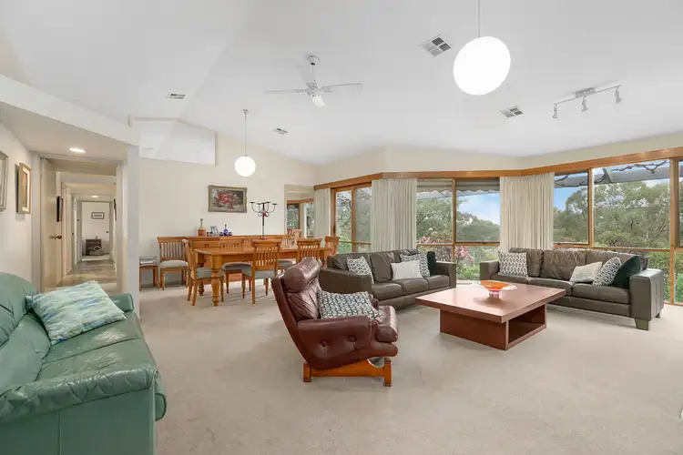 Fourth view of Homely house listing, 2 Majella Court, Ararat VIC 3377