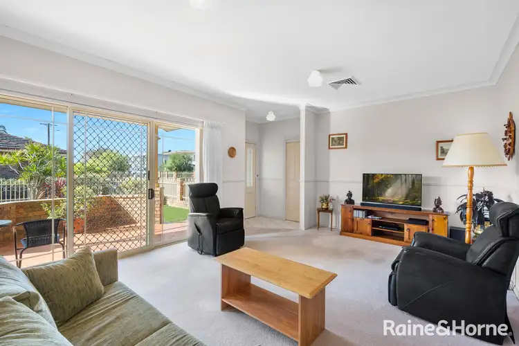 Third view of Homely villa listing, 8/10 Ingestre Avenue, Shoalhaven Heads NSW 2535