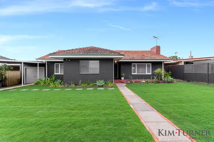10 Kenmure Avenue