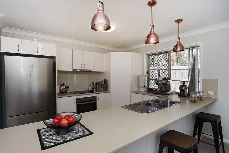 41 Walnut Crescent, Lowood QLD 4311