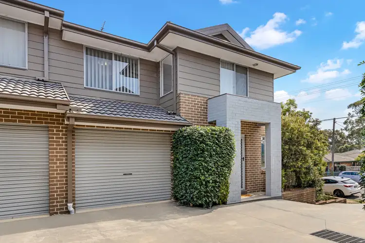 Main view of Homely townhouse listing, 1/90-92 Cox Avenue, Penrith NSW 2750