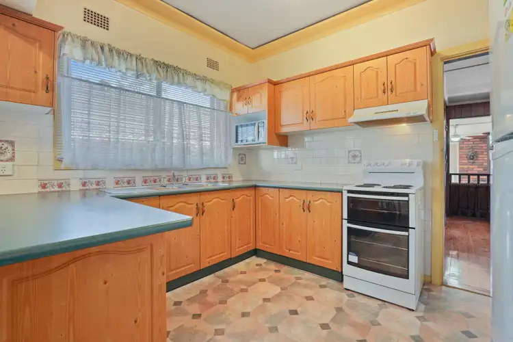 Fifth view of Homely house listing, 17 Bronsdon Street, Smithfield NSW 2164