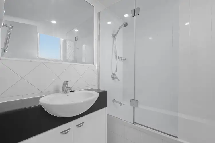 Fifth view of Homely apartment listing, 19/16 Patrick Lane, Toowong QLD 4066