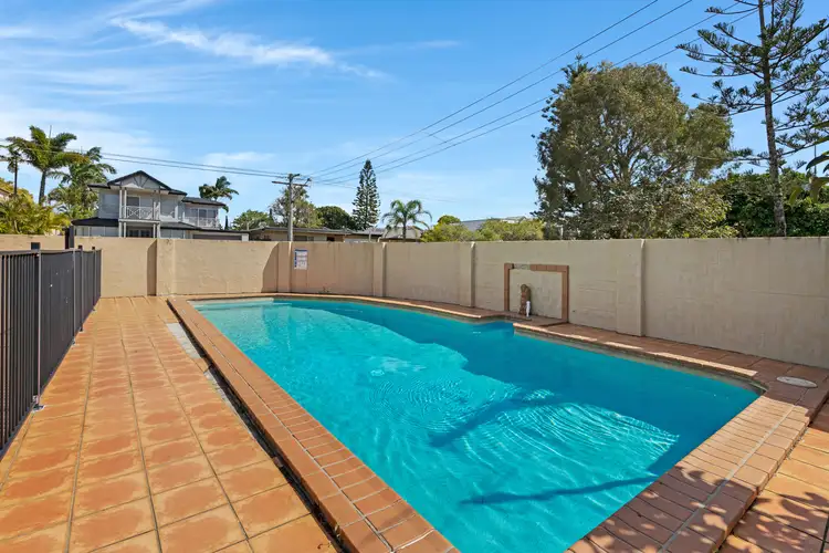 18 Remo Street, Isle of Capri QLD 4217