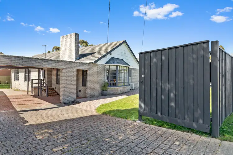 15 Golf Links Road, Frankston VIC 3199