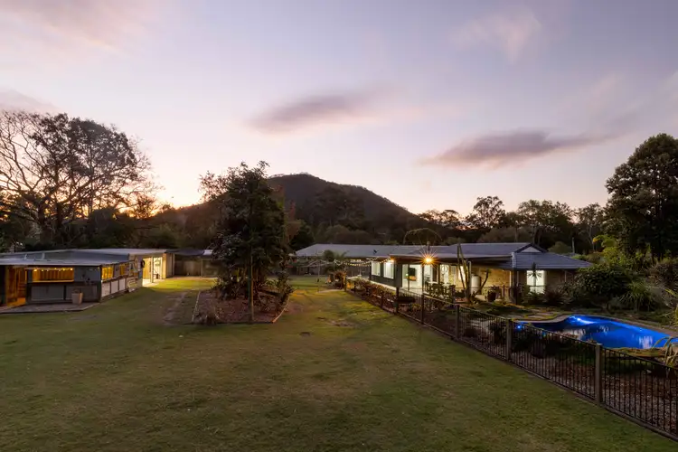 7 Einsleigh Court, Beerwah QLD 4519