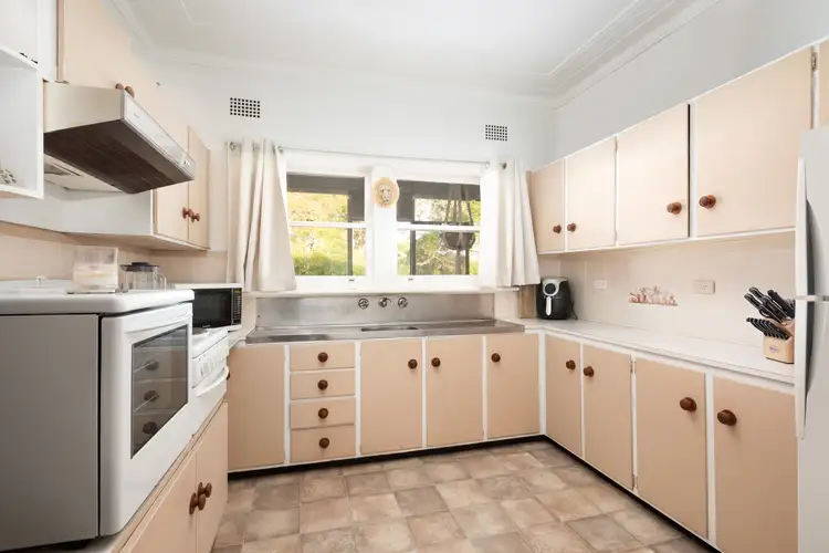 Fourth view of Homely house listing, 86 Soldiers Road, Jannali NSW 2226