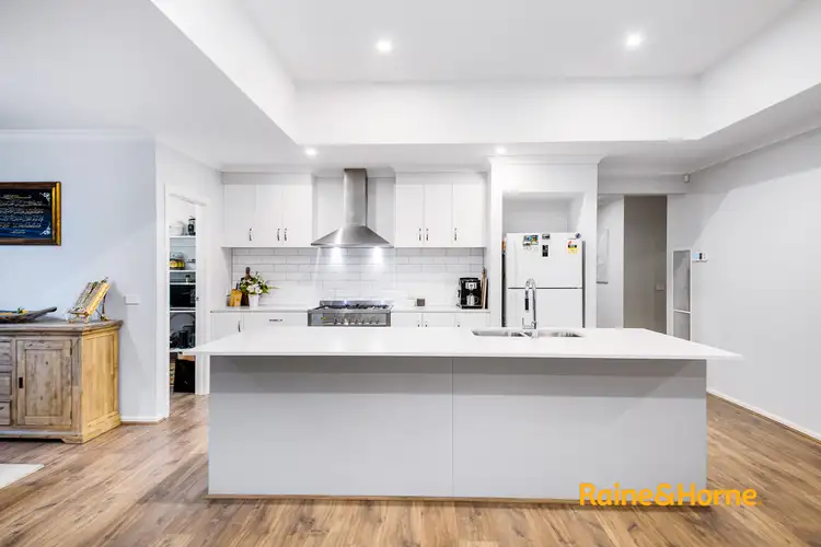 Fifth view of Homely house listing, 7 Forton Crescent, Cranbourne West VIC 3977