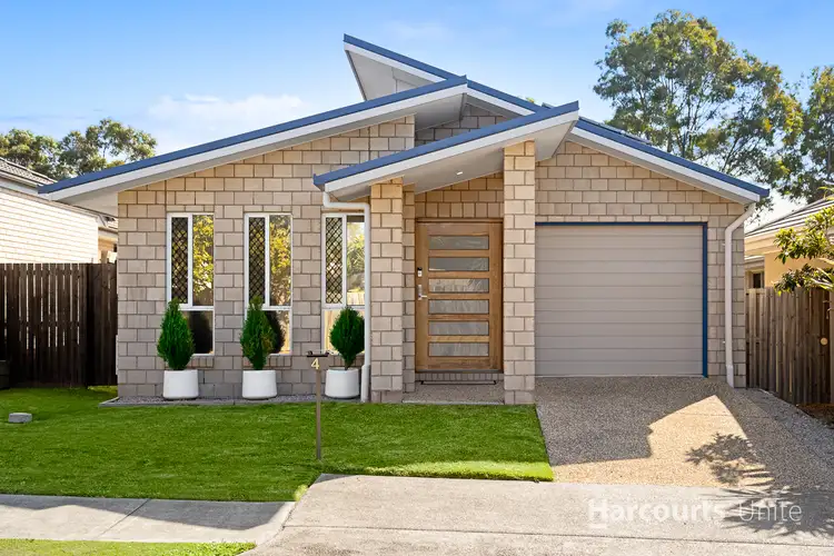 4 Denham Crescent, North Lakes QLD 4509